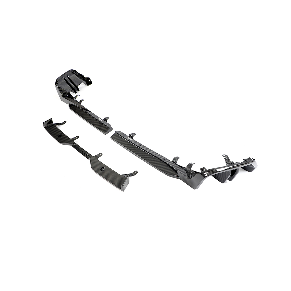 Dyfuzor dokładka carbon CM Style BMW 5 G60 G61