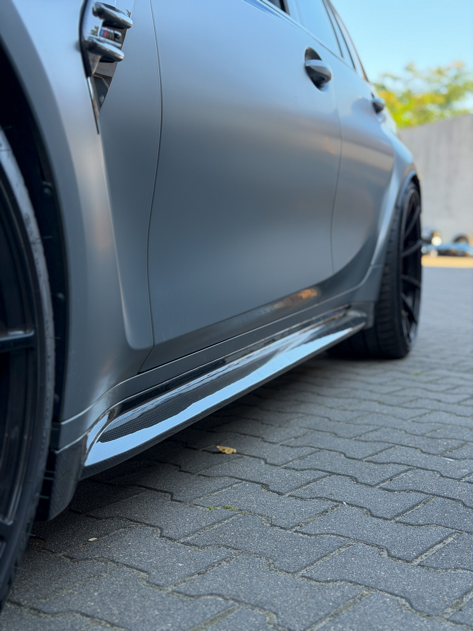 Listwy progowe progi carbon OEM style BMW M3 G80 G81 - Image 4