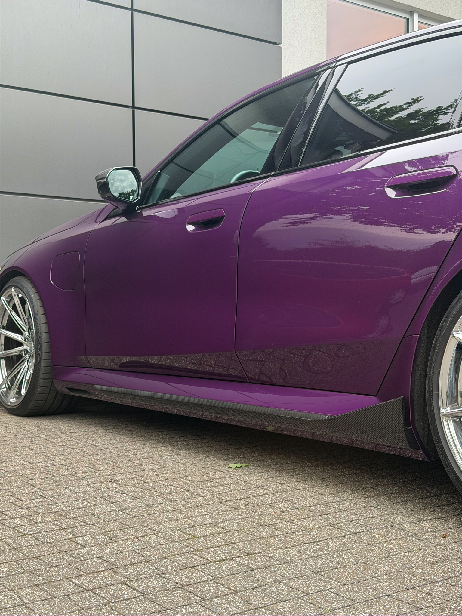 Progi carbon MP Style BMW M5 G90
